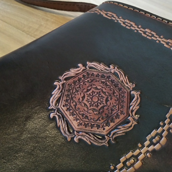 Vintage leather embossed folk crossbody - Picture 2 of 5